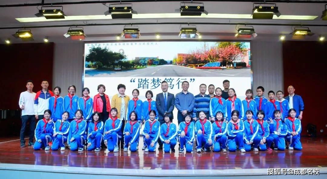 蔡正国牺牲后魂归故土,安葬在沈阳市烈士陵园,他是四位志愿军最高将领之一