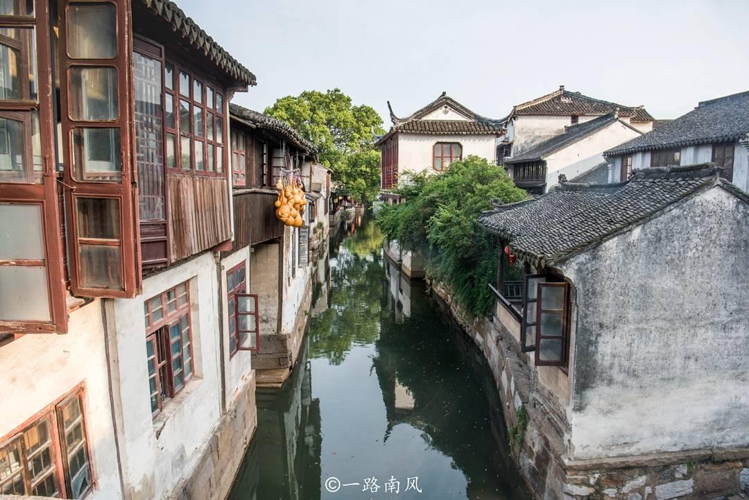 深耕沃野发展农业机械化